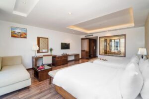 Grand Family with Bathtub