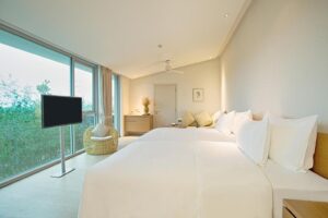 Two-Bedroom Villa with Private Pool and Bathtub