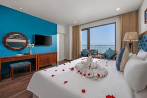 Balcony Premier Sea Front