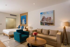 One-Bedroom Apartment with Balcony