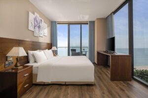 Two-Bedroom Apartment Ocean View Balcony