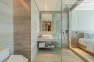 Deluxe Partial Sea View