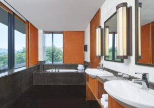 Ambassador King Suite