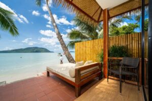 Beachfront Premier Suite