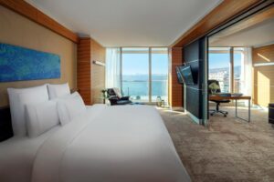 Business Suite with Sea View