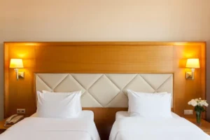 Comfort Room With 2 Twin Beds