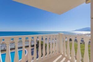 Corner Suite With Spa Bath Non Smoking