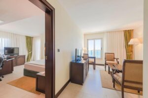 Corner Suite With Spa Bath Non Smoking