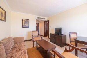 Corner Suite with Spa Bath Smoking