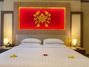 Deluxe Balcony Garden View