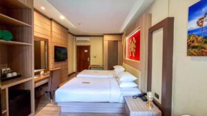 Deluxe Balcony King Room