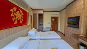 Deluxe Balcony King Room