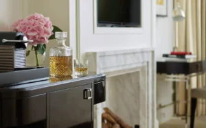 Deluxe Courtyard View Room