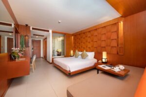 Deluxe Double Room Pool View