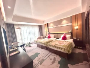 Deluxe Family Suite With Tent