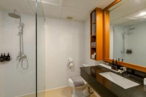 Deluxe Ground Terrace