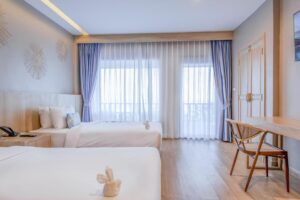 Deluxe Hillside Room