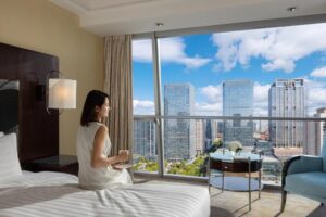 Deluxe King Room with City View