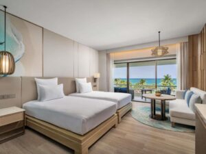 Deluxe Room with Sea View