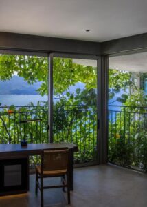 Deluxe Partial Sea View