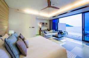 Deluxe Private Pool Suite