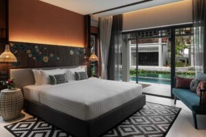 Deluxe Room with Pool Access