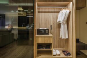 Deluxe Room with Pool Access