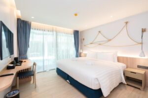 Deluxe Room with Pool View