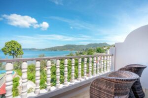 Deluxe Room with Sea View