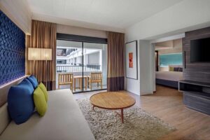 Deluxe Suite with Balcony