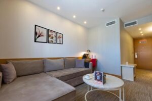 Deluxe Suite with Sea View