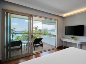 Deluxe Suite with Sea View