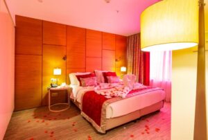 Deluxe Suite with Spa Bath