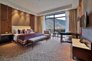 Deluxe Superior Suite