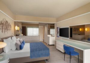 Double Room with Pool Access