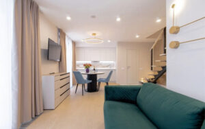 Duplex Quadruple Family