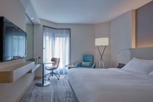 Elite Deluxe Harbour View Suite