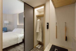 Elite Deluxe Harbour View Suite