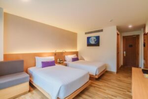 Executive - Pool View