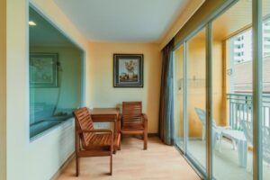 Executive Suite - City View