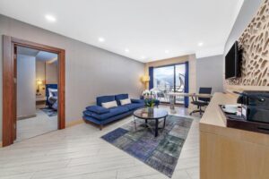 Executive Suite Sea View