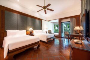 Family Double Room with Balcony and Garden View