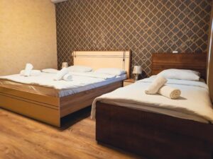 Family Room with Garden View