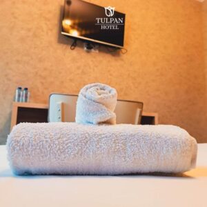 Family Room with Garden View