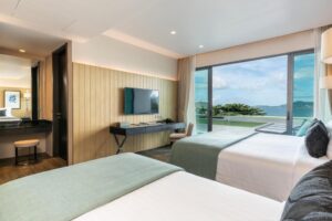 Family Room with Sea View