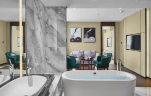 Family Suite With ElephantTrunk Hill View