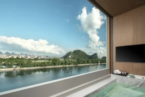 Felicita ·270 Degrees Full River View Pool Premium Suite