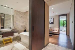 Giant Extra Large Bed Two-Bedroom Family Room