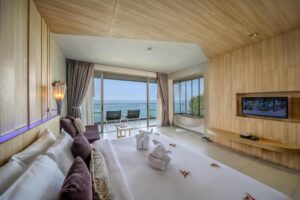Grand Deluxe Room with Sea View