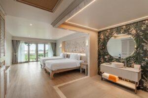 Grand Sea View Room